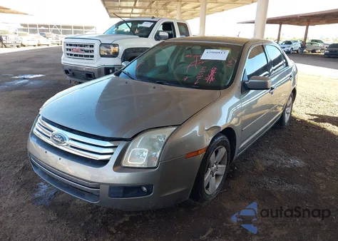 2009 Ford Fusion Se z USA, uszkodzony, nr VIN 3FAHP07Z19R165397